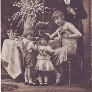 Razglednica čestitka " Djeca " 1920