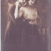 Razglednica čestitka " Zaljubljeni " 1912