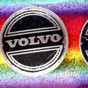 Metalne oznake Volvo,par