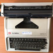 Pisača mašina OLYMPIA CARINA 32