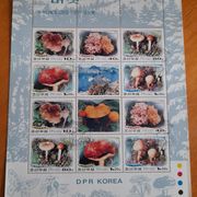 2002 Fungi in Mount Paektu, Minisheet with 10 stamps + 2 labels