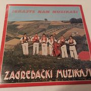 Zagrebački Muzikaši – Igrajte Nam Muzikaši (odlično očuvana)