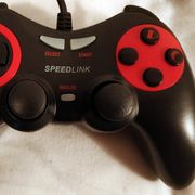 Speedlink Strike P2 kontroler za PlayStation 2