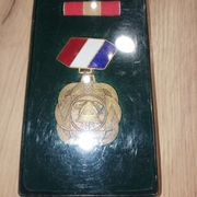 Vatrogasna medalja sa zamjenicom u kutiji