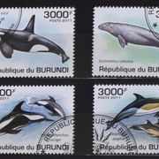 T19: Burundi (2011), dva kompleta, kitovi i dupini (CTO)