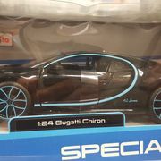 Metalni model maketa automobil Bugatti Chiron 1/24 1:24