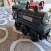 Drvena lokomotiva - vlak crni