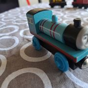 Drvena lokomotiva - vlak plavi