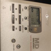 Minidisc SONY MD WALKMAN MZ - R55 + MD  diskete