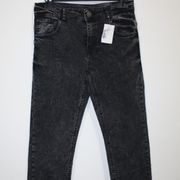 Kiabi traper hlače prošarano sive boje, vel. 140