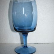 Čaša na stalku. Modro/plava. 3dcl. LEX8