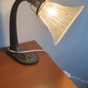 Nicna stolna lampa