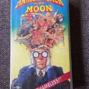 VHS kazeta- Amazon women on the moon
