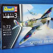 Maketa aviona avion Supermarine Spitfire Mk.Vb 1/72 1:72 Revell