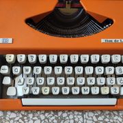 Unis tbm de Luxe - Stara pisaća mašina ➡️ nivale