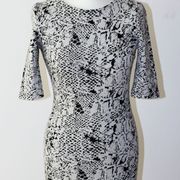 Sisters Point haljina crno-bijele boje/uzorak, vel. 36/S