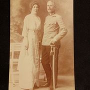Časnik i supruga - stara fotografija