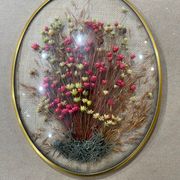 Ukrasni dekorativni predmet - suho cvijeće