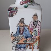 Mala kineska vaza iz 70ih