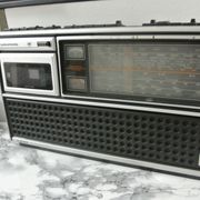 Vintage super uscuvani Grundig radio C6500,nesto zeza,treba srediti