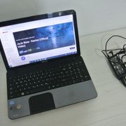 Laptop Toshiba satellite C855 sa punjacem,Intel Core i3-2350M,4gb ram