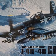 Maketa aviona avion Vought F4U Corsair 1/48 1:48