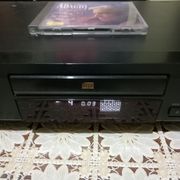 SONY COMPACT DISC PLAYER CDP-XE220