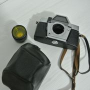 Kiev 10 zeljezni stari fotoaparat sa objektivom koji se moze skinuti i kozn
