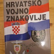 034 Hrvatsko vojno znakovlje knjiga br3 NOVO