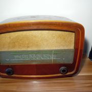 Stari radio uređaj