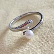 Srebrni prsten sa bisernom perlom