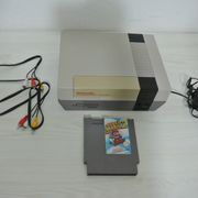 Nintendo NES konzola sa igricom,Super Mario 2,adapter i tv kabel,radi !
