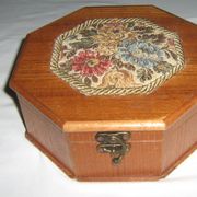 Drvena kutija za nakit ili po želji