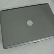 Laptop Dell latitude D620,pali se,fali hard disk,dolazi bez punjaca