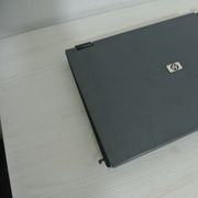 Laptop HP Compaq nx7400,pali se,panti su popustili,dolazi bez punjaca