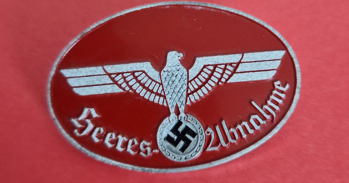 Aukcijehr 090 Ww2 Reich Metalna Oznaka